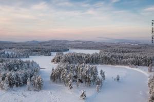 Blockhütten Winterreise Lappland 