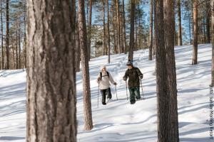 Schneeschuhwandern Finnland
