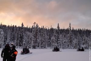 Iso-Syoete-Schneemobil-Safari