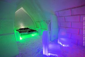 Schneehotel und Glasiglus Finnland - Schneehotel Suite