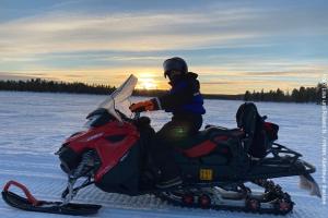 Schneemobil Safari Nellim